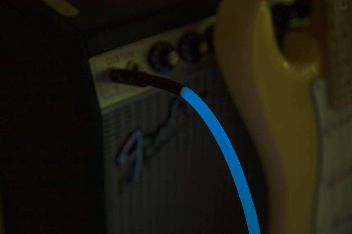 Fender® Professional Glow in the Dark Cable, Blue, 18.6'